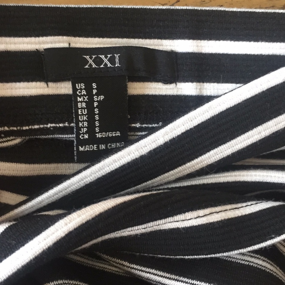 F21 Forever 21 Stretch Stripe Bodycon Mini Skirt S - image 4